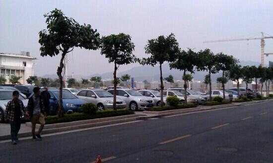 5th Apron Shopping Plaza